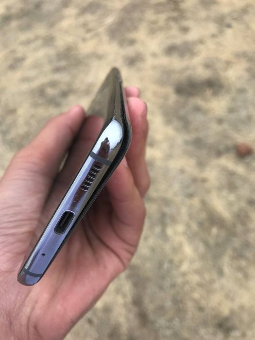 Обменяю Samsung S20