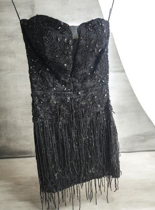 Официална коктейлна бална рокля с ресни от мъниста
