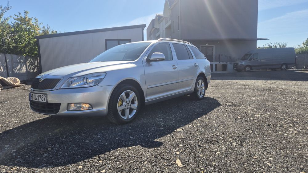 SKODA Octavia 2013 — imagine 2