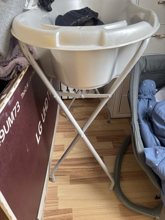 Ванна детская с подставкой