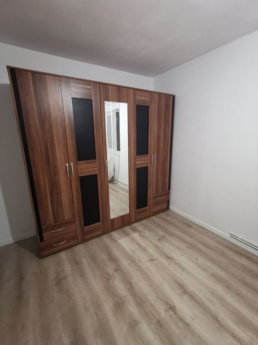 Chirie apartament 3 camere