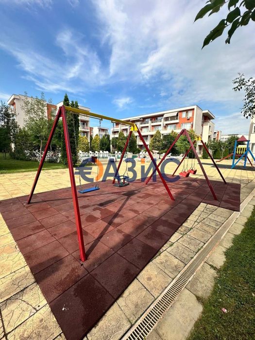 Продава се Двустаен апартамент в к.к. Слънчев бряг - 60 кв.м за 646 €/кв.м - Снимка #1