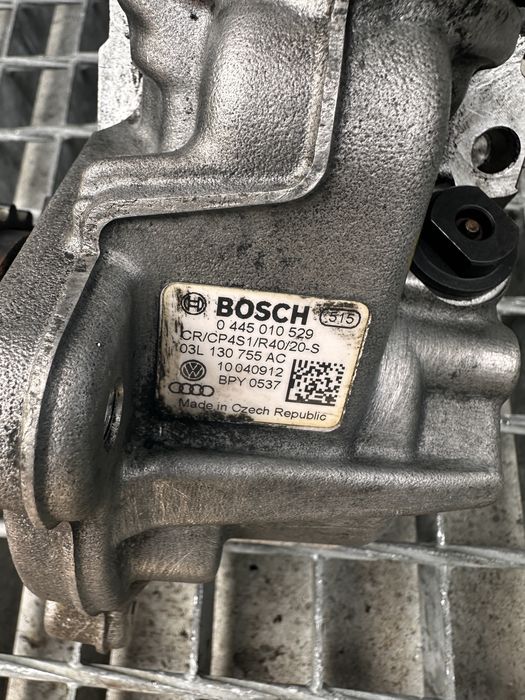 Pompa inalta Audi A5 2.0 TDI cod 03L130755AC an 2008 - 2015 Audi A4 Seat Exeo