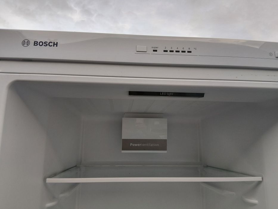 Комбиниран хладилник с фризер Бош Bosch  с 2 години Гаранция!