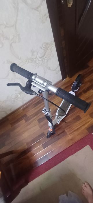 Продаётся самокат. Samakat sotiladi.