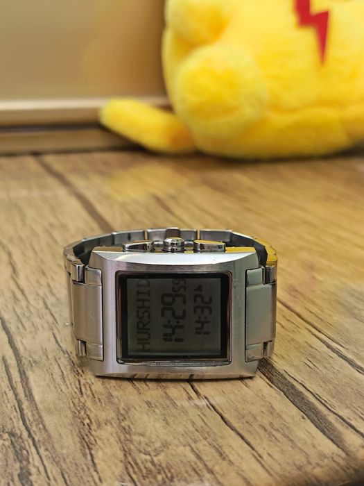 Holati yaxshi. original soat