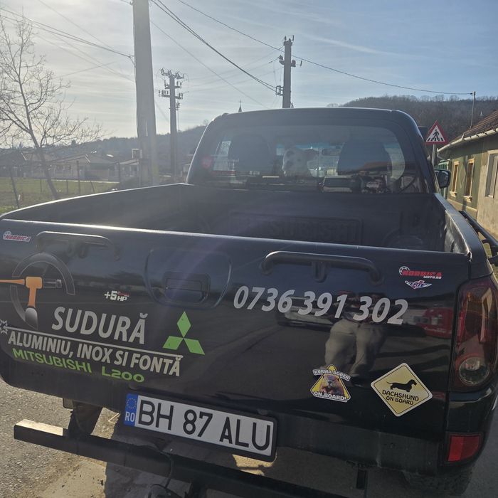 Mitsubischi l200