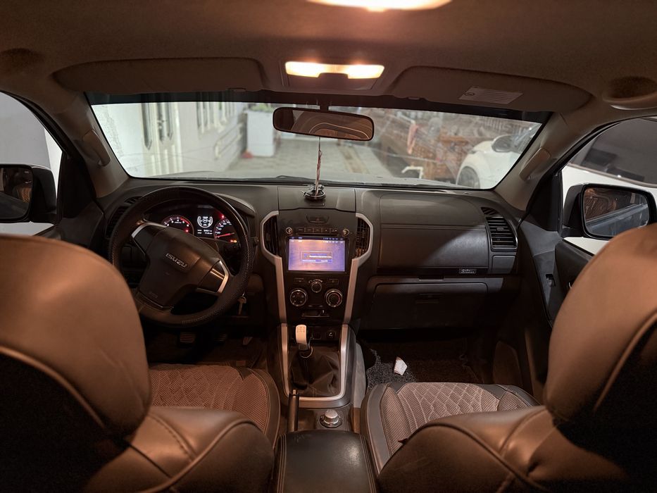 Isuzu Dmax pikab