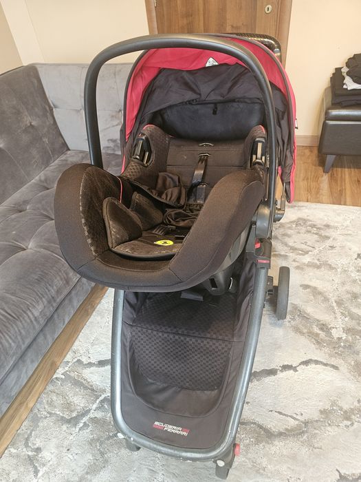 Carucior modular cu scoica