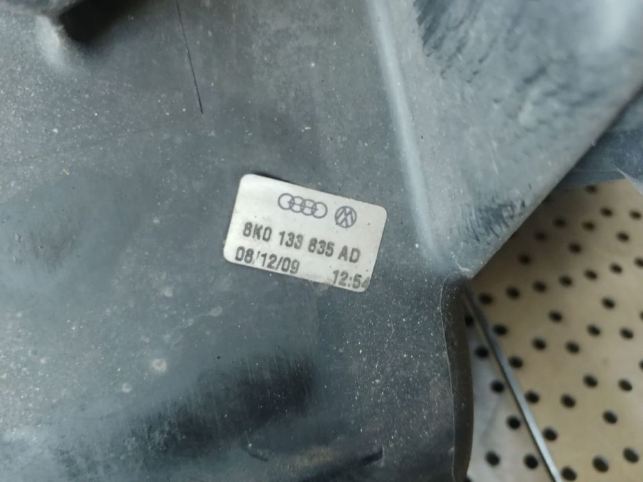 carcasa filtru aer 2.0 tdi audi a4 b8 8k  8k0133835ad  8r0133837d