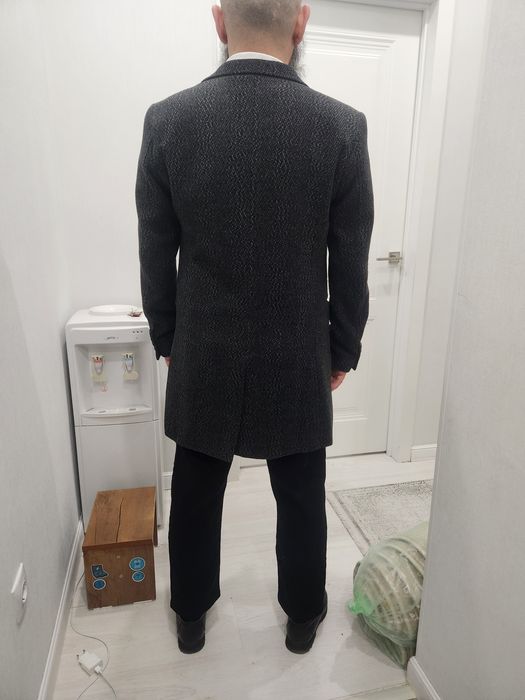 Продам Пальто мужское