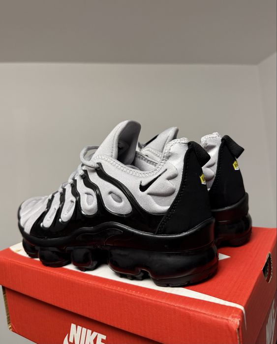 Nike Vapor Max Plus Grey Black