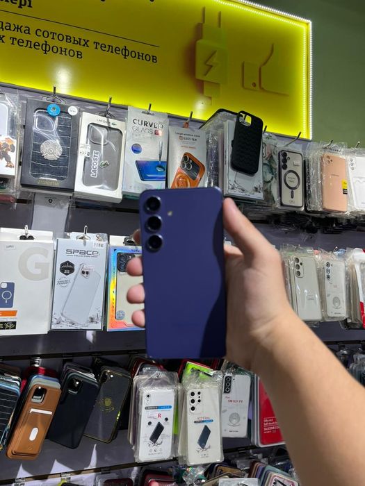 Продается самсунг s24