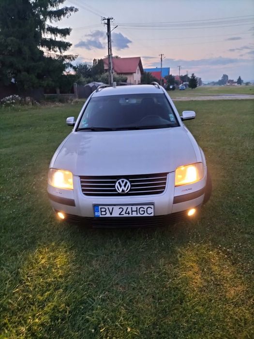 Vând urgent passat b5.5 mașina este perfect funcțională