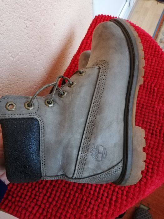 Bocanci piele naturala Timberland nr 39,5 unisex