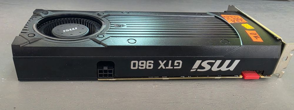 Видеокарта  MSI 960 2GB