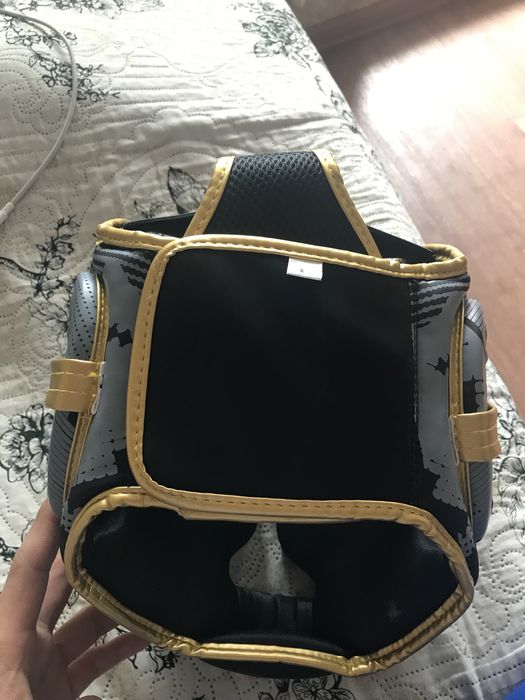 Шлем для боевых единоборств