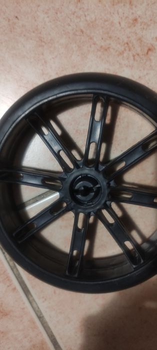 Срочно продам одно колесо