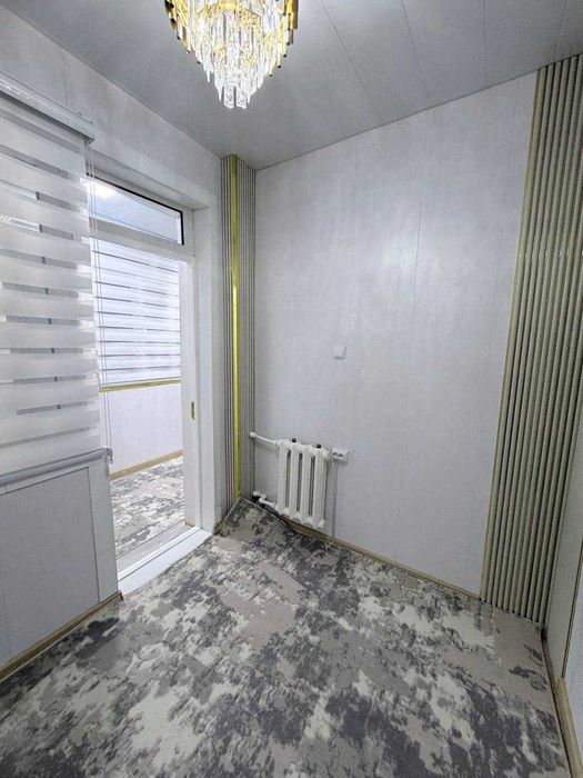 Продаётся 4-комнатная квартира Юнусабад-11, ориентир Мегапланет, 4/3/4