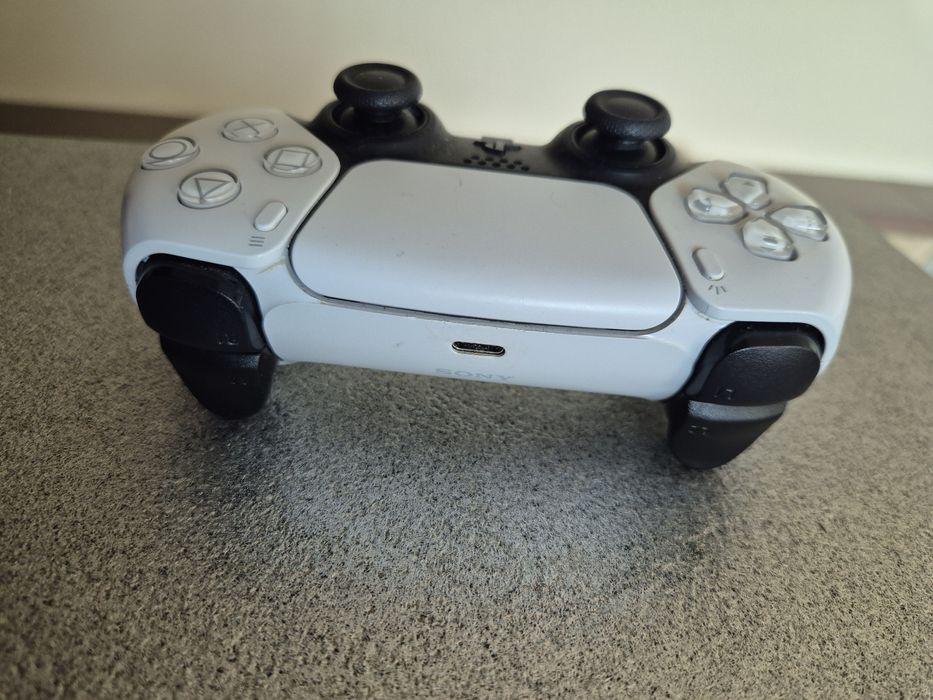 Оригинален контролер PS5