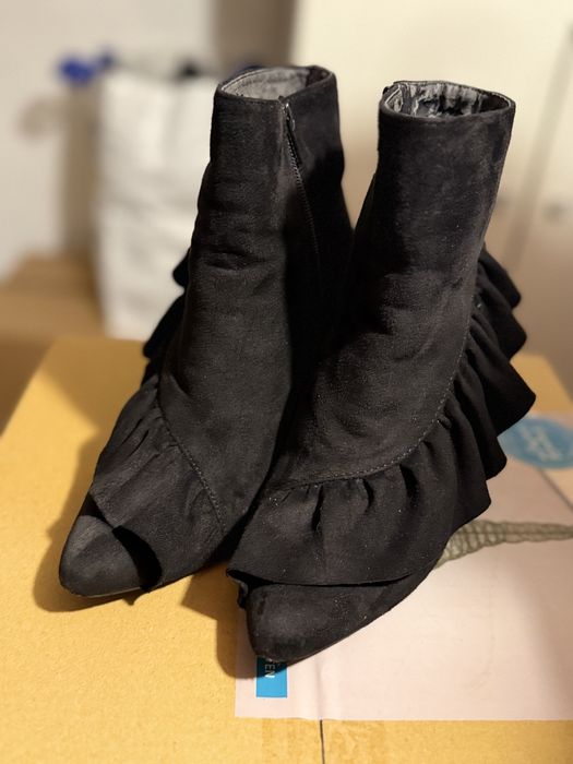 Ghete deosebite dama marime 38