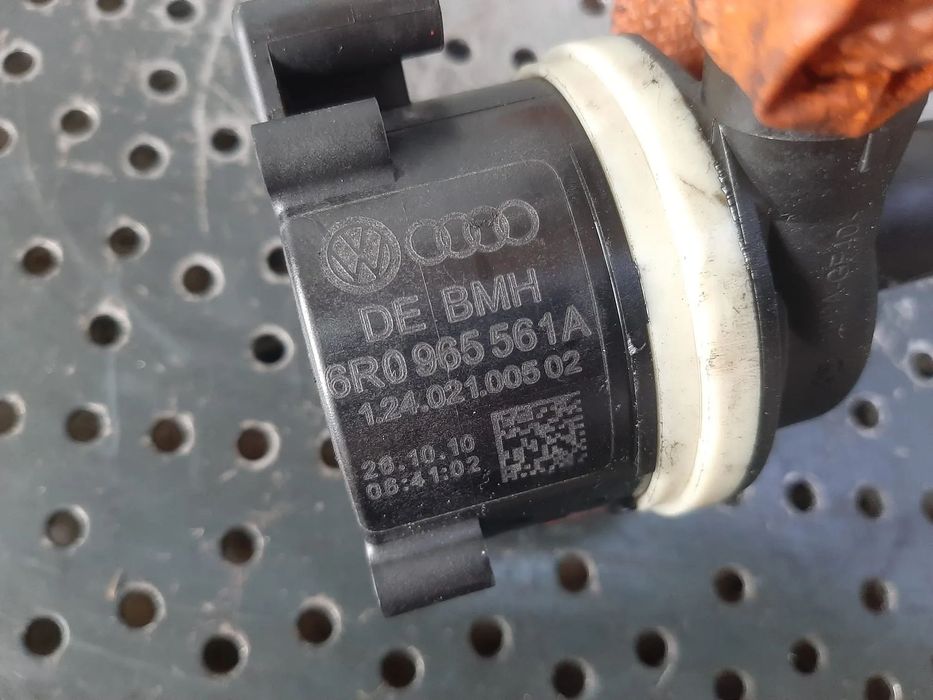 pompa recirculare apa 1.2 tdi cfw  vw polo 6r seat ibiza 5 skoda fabia 2  6r0965561a