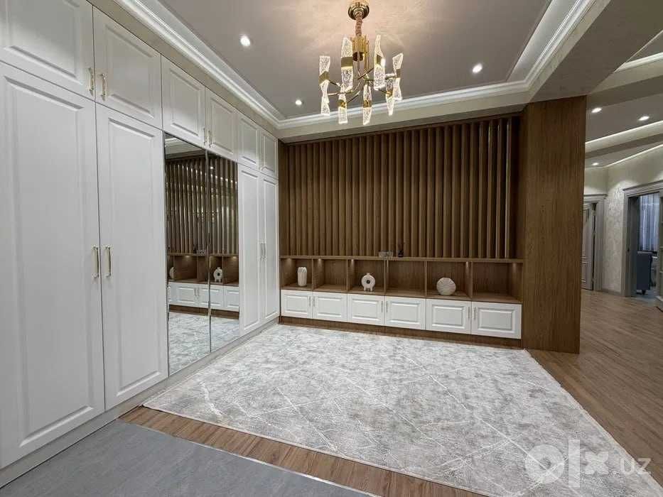 'Юнусабад 4 ком 5/11, 125 м2, санаторий Чинобод.Продается.