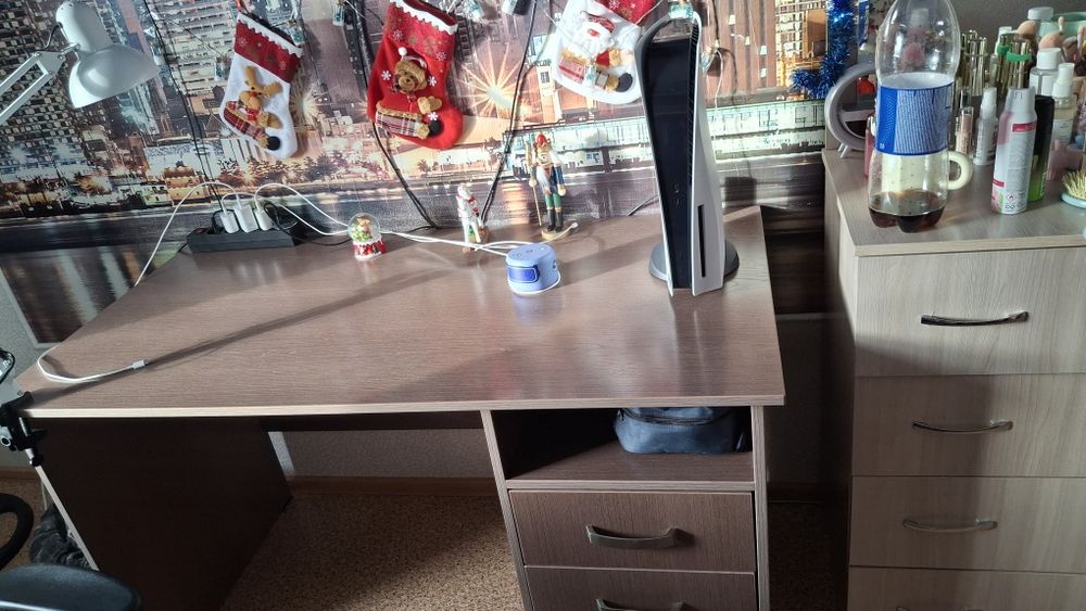 Стол компьюторный