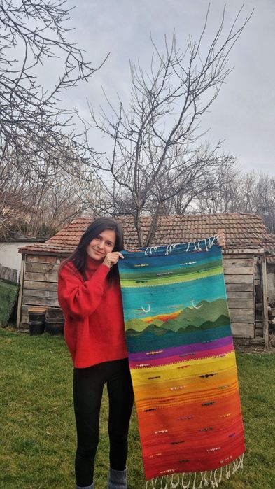 Черга от вълна ръчно тъкана с пейзаж