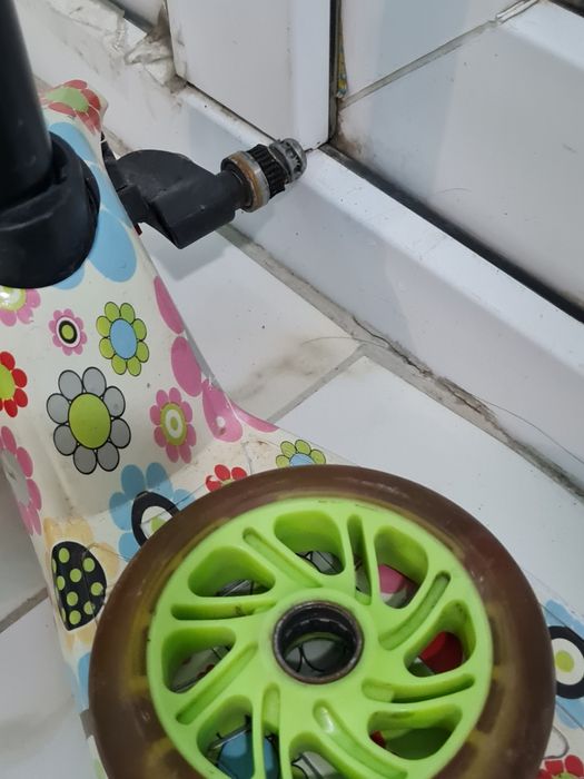 Отдам самокат детский