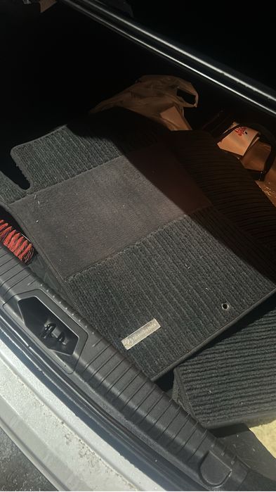 Оригинальные коврики w124 мерседес