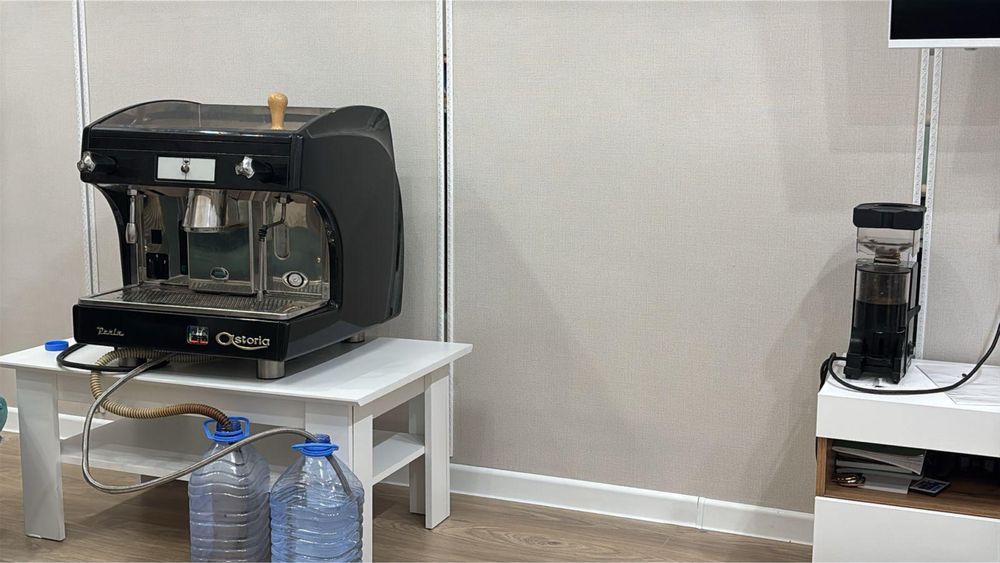 Продам кофемашинку недорого