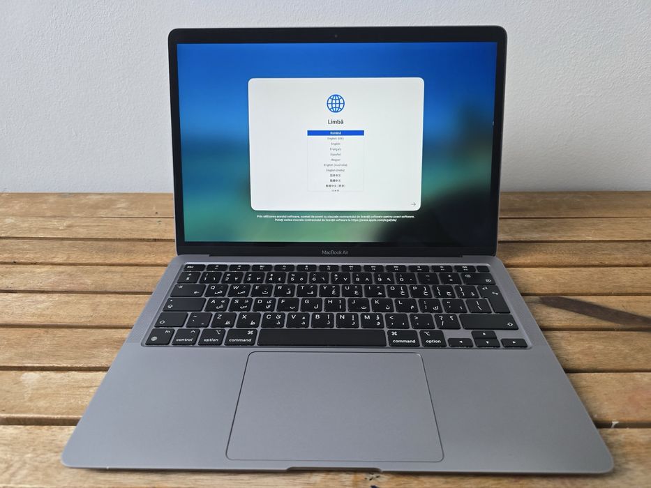 MacBook Air M1 8GB / 256GB