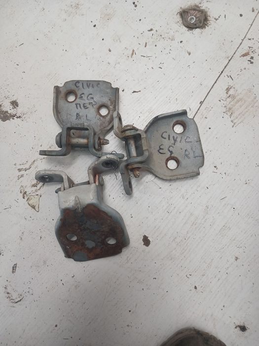 Шарниры двери Хонда Цивик EG