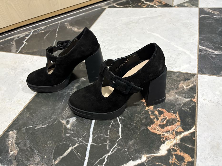 Туфли черные замшевые