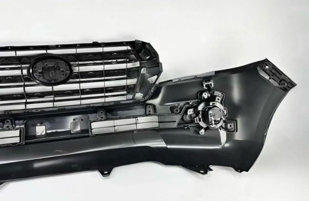 Бампер в сборе Land Cruiser 200