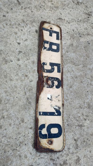 Număr vechi de înmatriculare