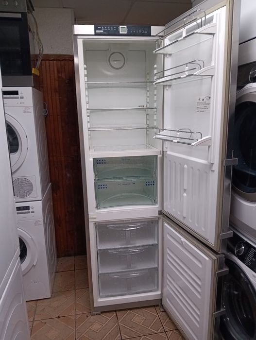 Иноксов комбиниран хладилник с фризер Liebherr A+++ 2 години гаранция