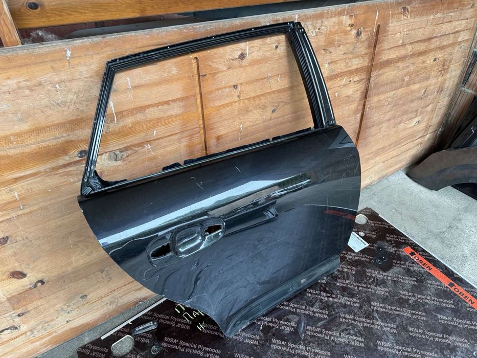 Врата за Тойота Авенсис/Toyota Avensis