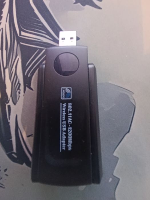 Читайте описание Продам Вайфай адаптер