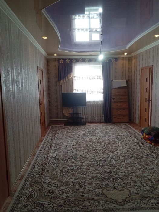 Плановый үй сатылады.