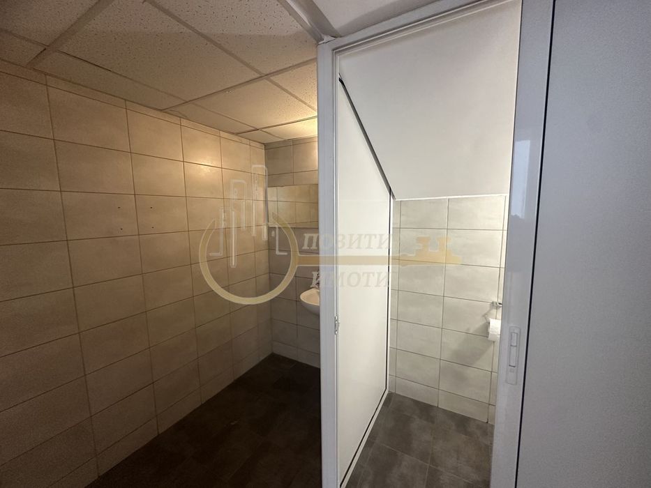 Дава се под наем Магазин в София, Център - 160 кв.м за 2200 € - Снимка #9