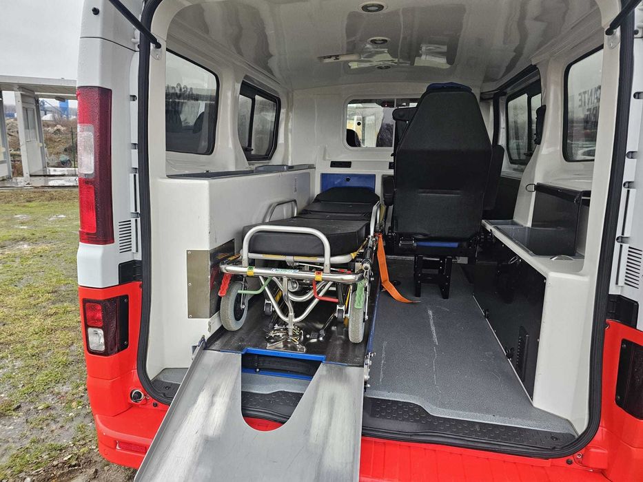 Ambulanta Opel Vivaro 1.6 CDTI- 121 CP