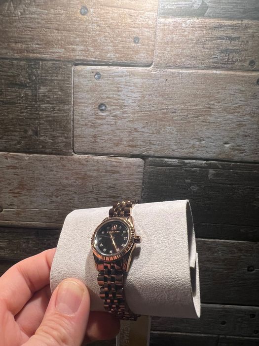 Часовник Michael Kors