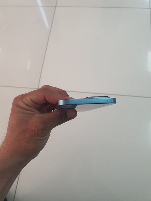 Honor 200 lite  8/256 GB!