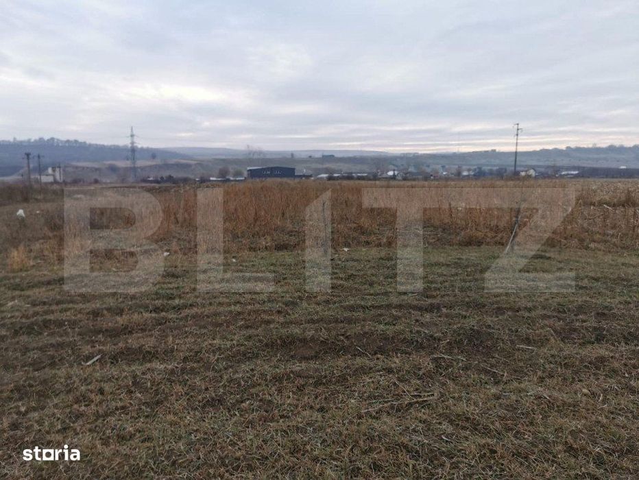 Teren intravilan Poiana Patrauti de 5900mp