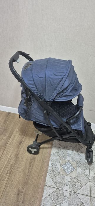 Коляска + стульчик для кормления