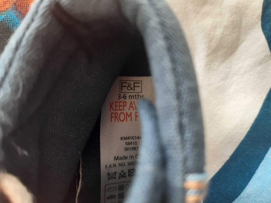 бебешки буйки /пантофки/ 3-6м