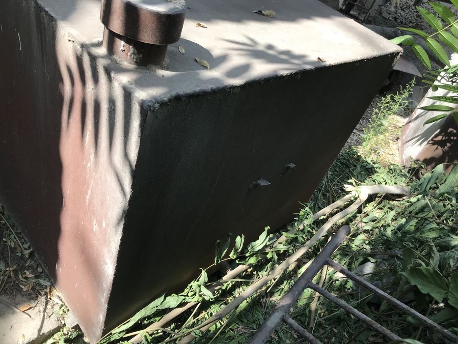 Продается емкость в хорошем состоянии