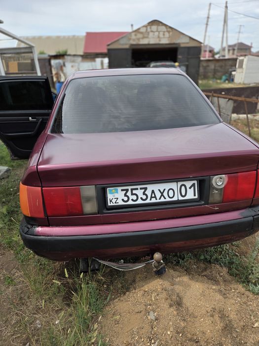 Продам Ауди 100.
